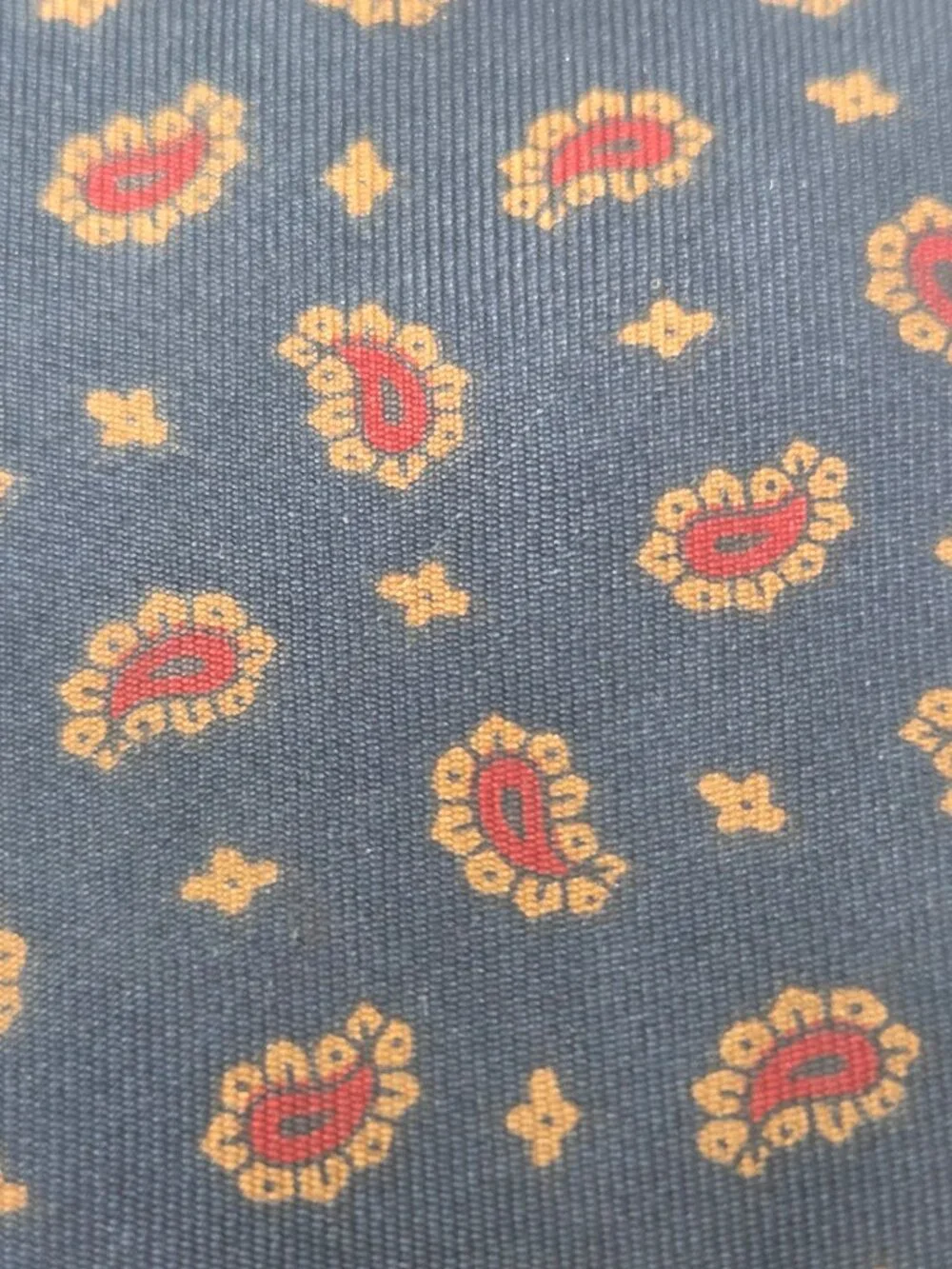 Mallory And Church Mens Pure Silk Tie 57 Inch Navy Red Paisley Made In USA
